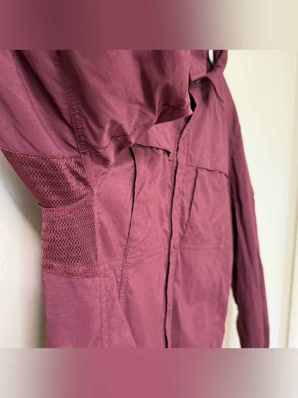REI Co-op Sahara Men  L Long Sleeve Hiking Fishing Shirt Burgundy Nylon Stretch - Picture 5 of 16